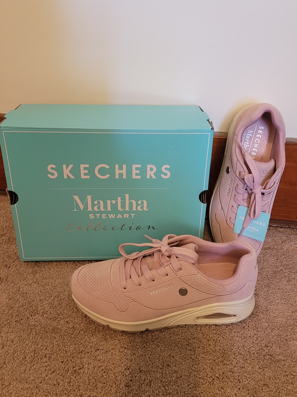 Skechers Martha Stewart Rose Pink Leather Suede Sneakers Womens Size 9